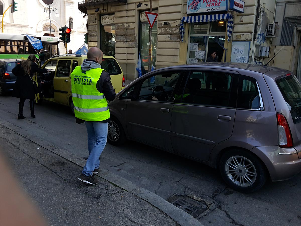 protesta-polizia-sap-1.jpg