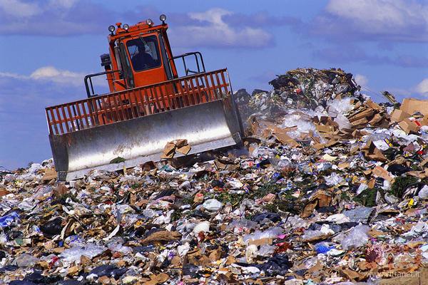 discarica.jpg
