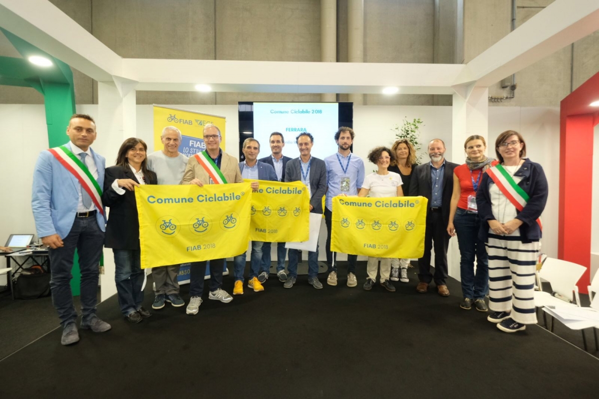 bandiera-citta-ciclabile.JPG