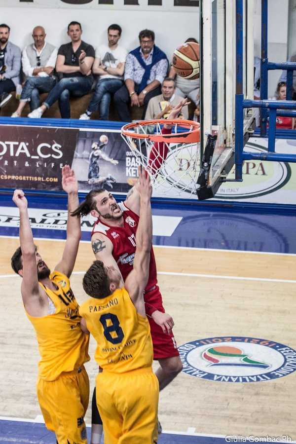 Gara2-amatori-basket-Montegranaro.jpg