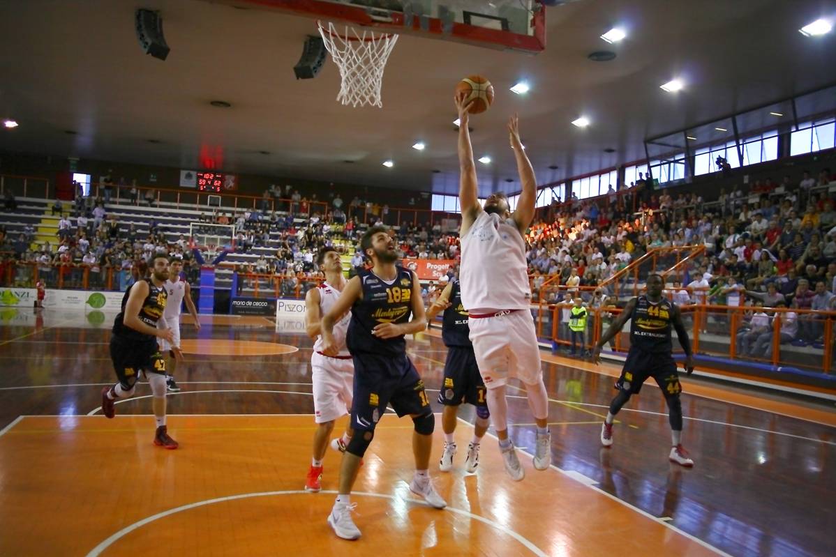 Gara4-amatori-basket.jpg