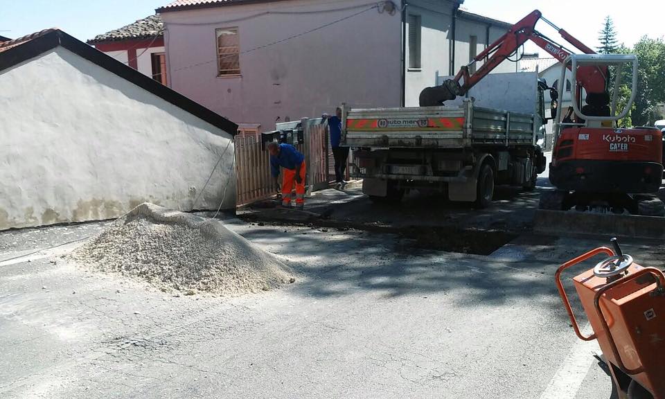 lavori-via-colle-innamorati.jpg