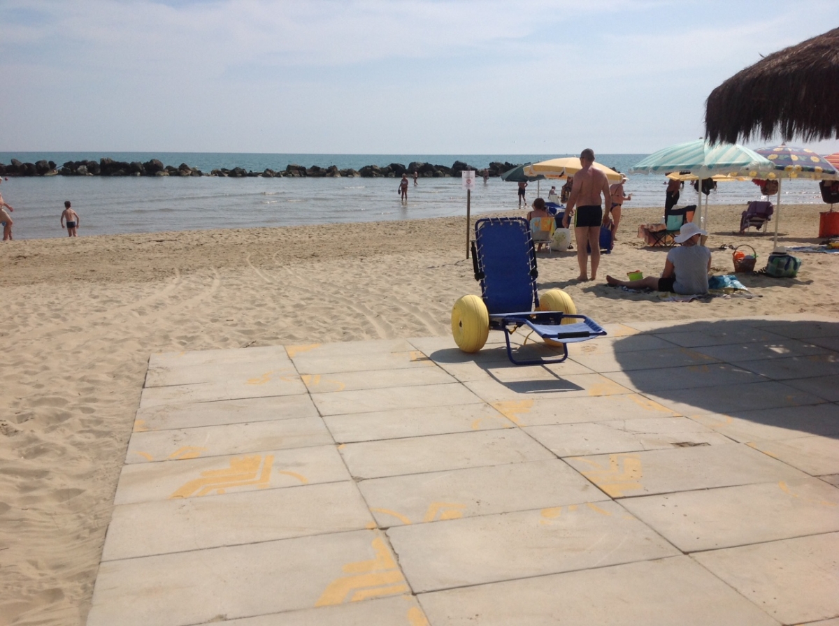 montesilvano-mare-accessibile-2.jpg