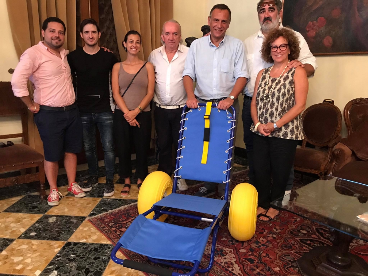 sedia-job-invalidi-spiaggia.jpg