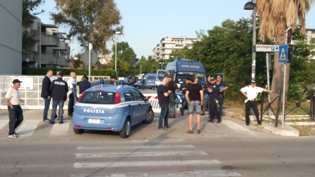 sgombero-via-ariosto-montesilvano-3.jpg