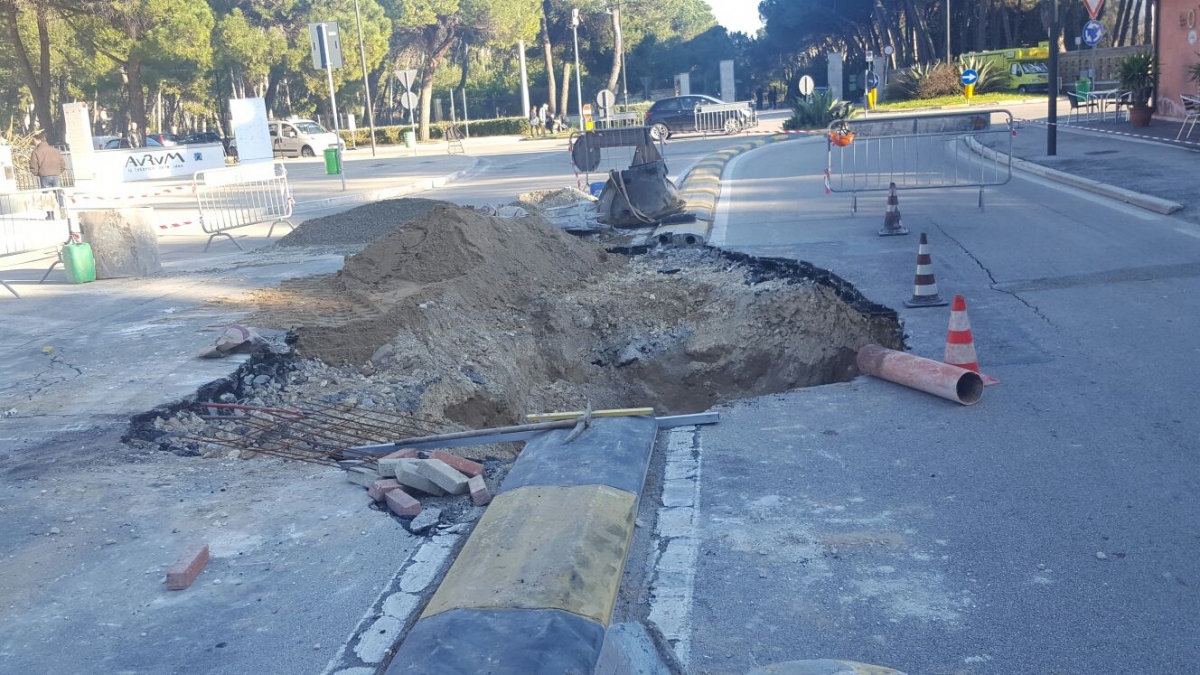 voragine-via-davalos.jpeg