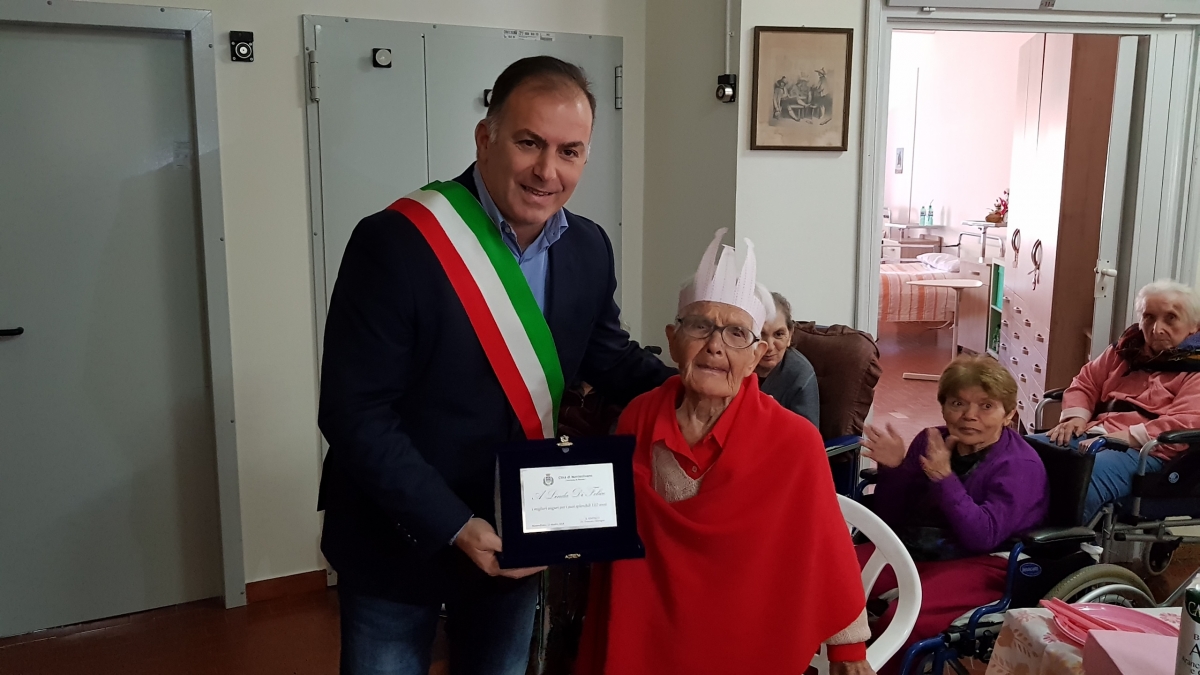 102-anni-linda-di-felice.jpg
