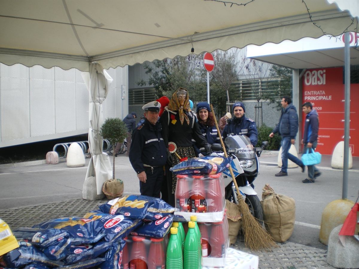 befana-vigile-2016.jpg