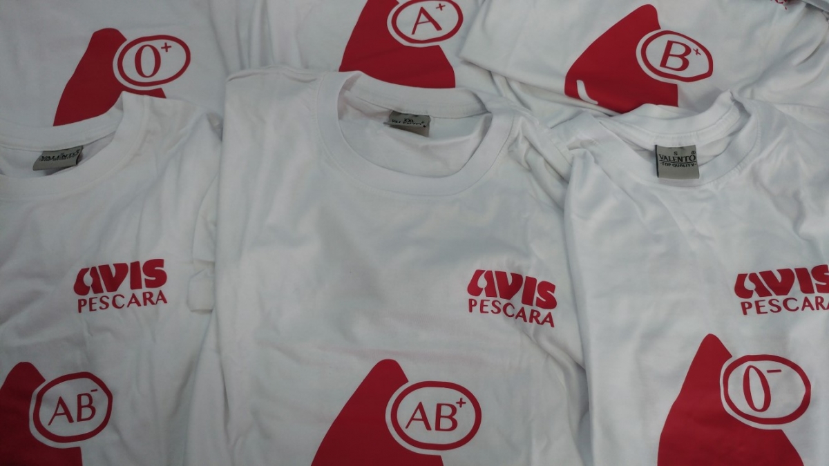 magliette-avis-goccia-sangue.jpg