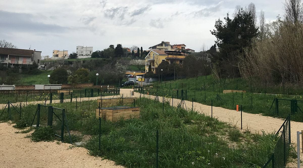orti-urbani-d5ca.jpg