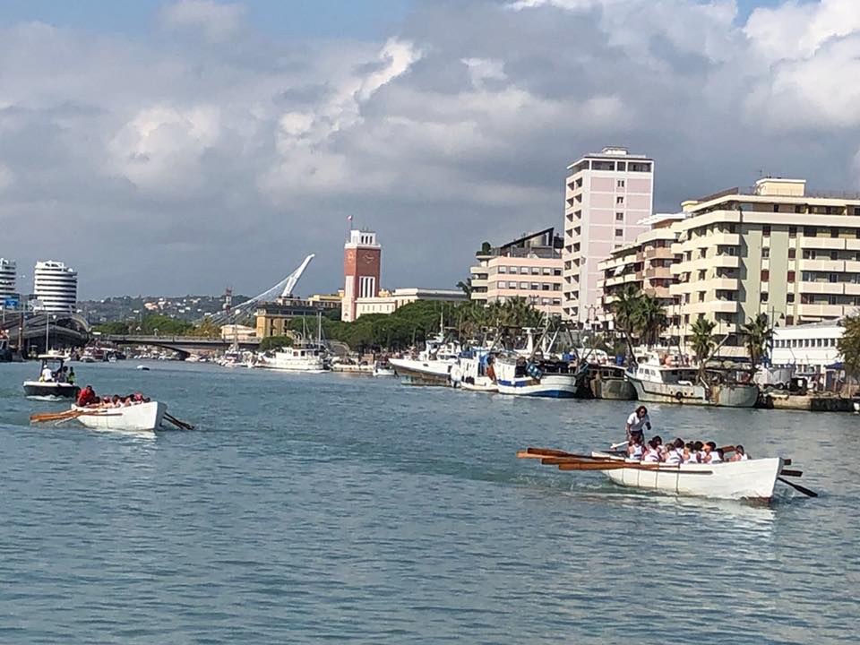 regata-gonfaloni.jpg