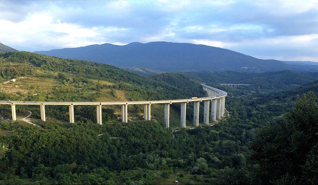 viadotto-A24-A25.jpg