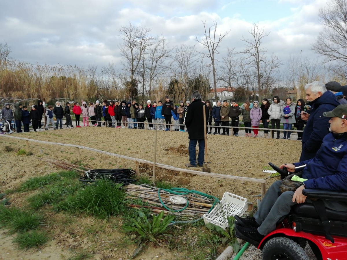 Bambini-orti-urbani-6.jpg
