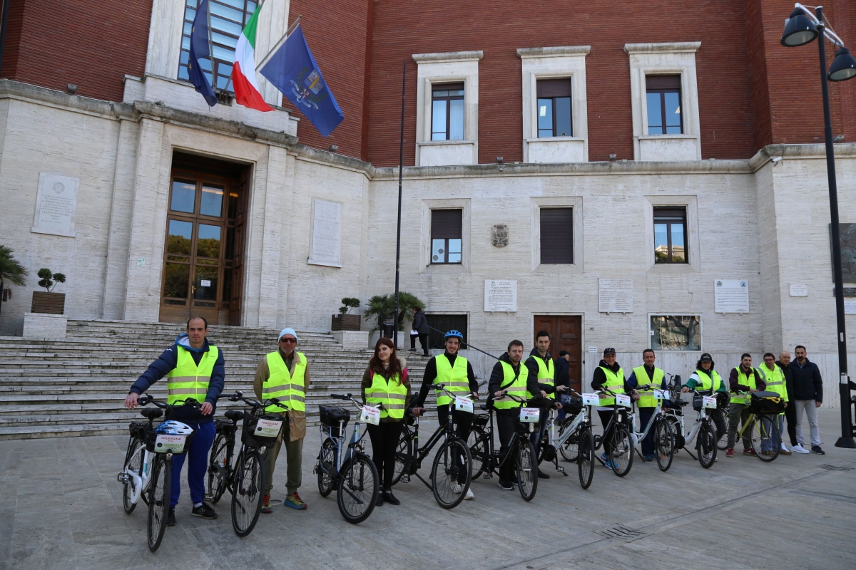 bici-elettriche-tari.jpeg