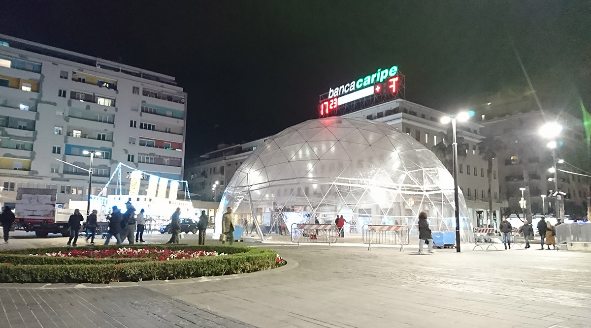 bolla-e-titanic-piazza-salotto.jpg