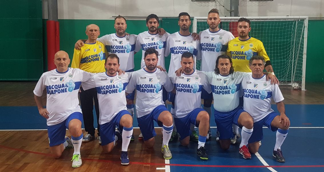 calcio-a-5-municipale-montesilvano.JPG