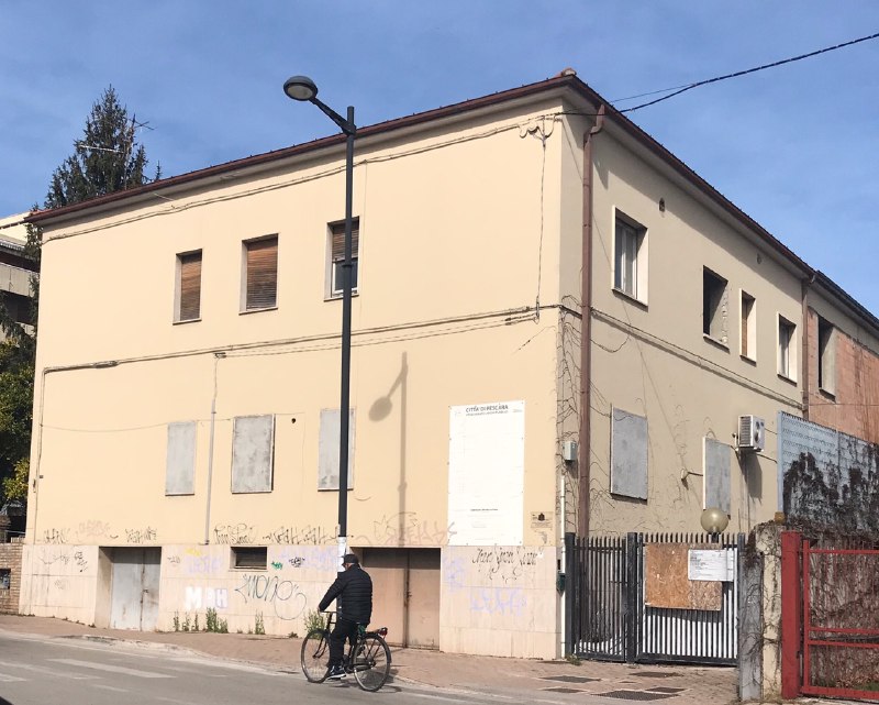 centro-anziani-rsa-via-arapietra.jpg