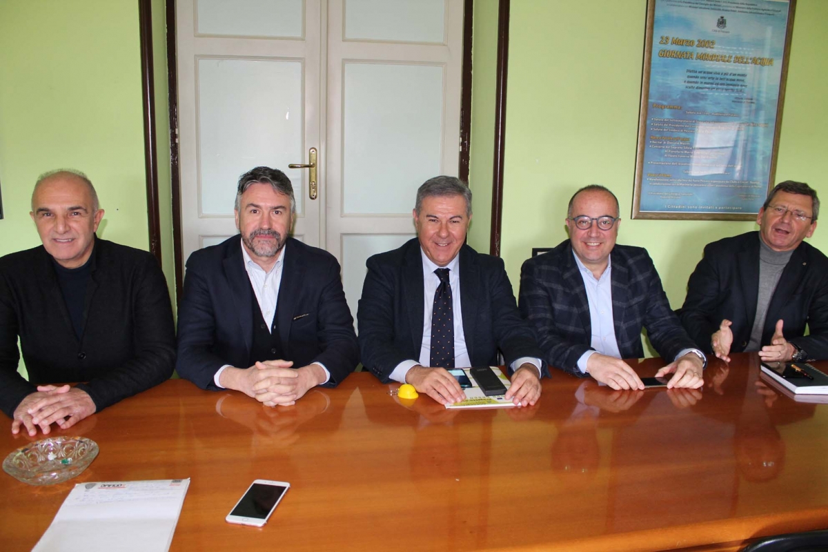 Foto-conferenza-stampa.jpg