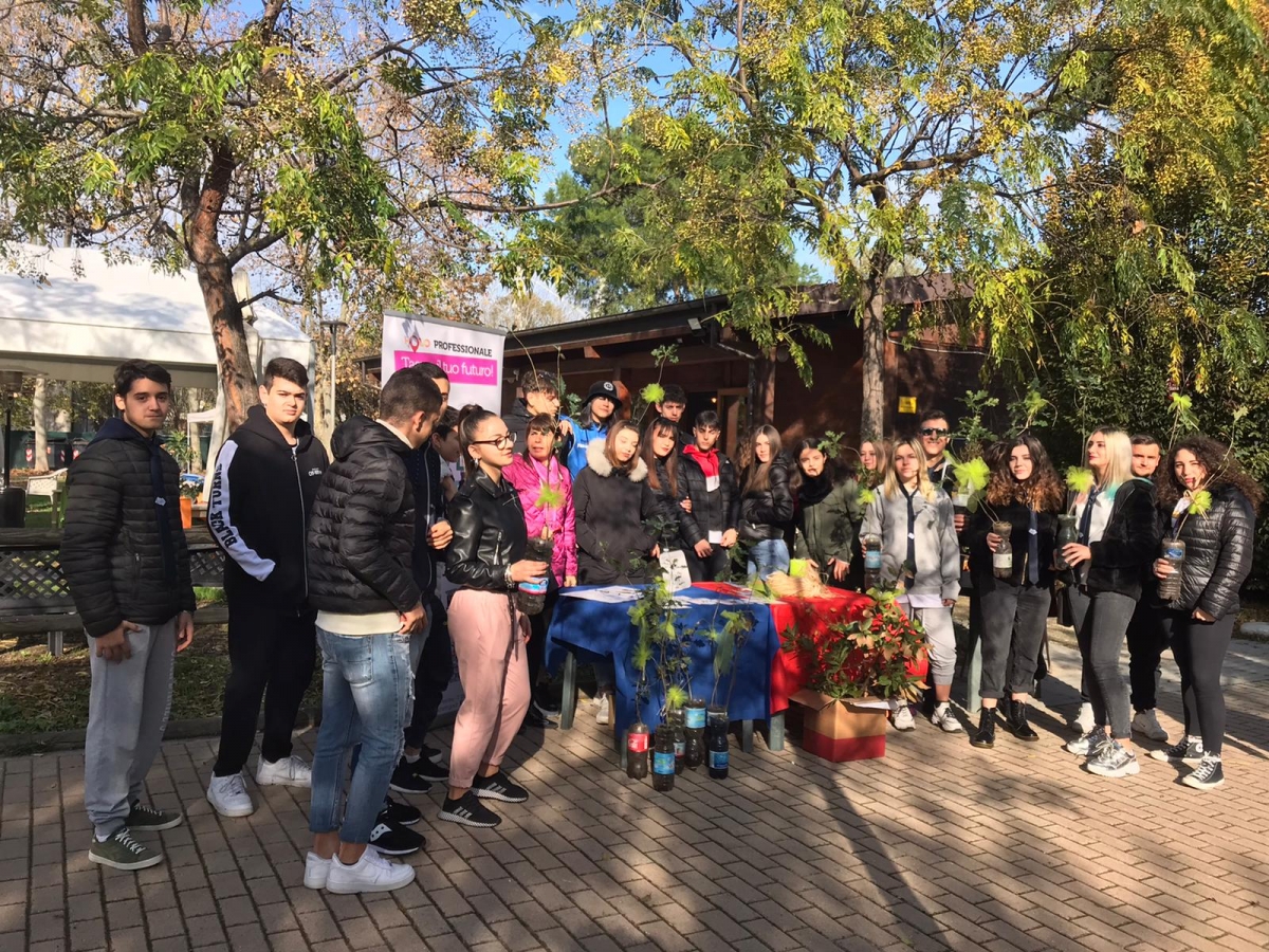 Foto-di-gruppo-studenti2.jpg