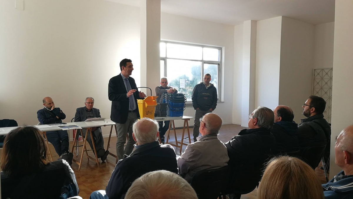 incontro-rifiuti_aprile2019_1.jpg