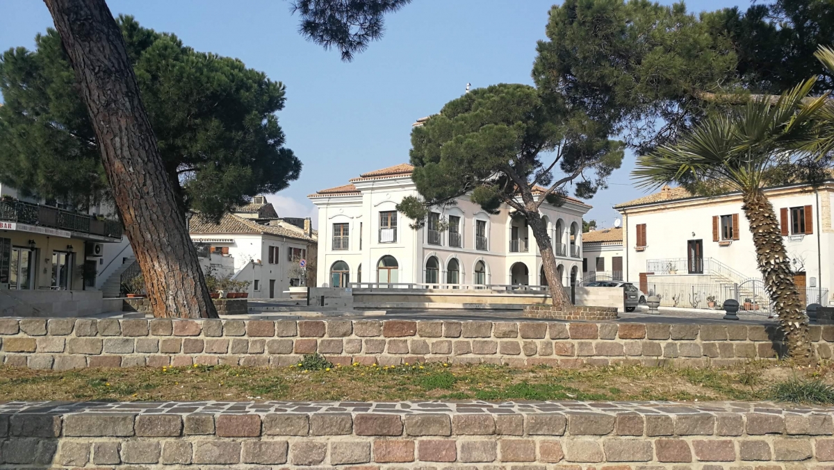 piazza-calabresi.jpg