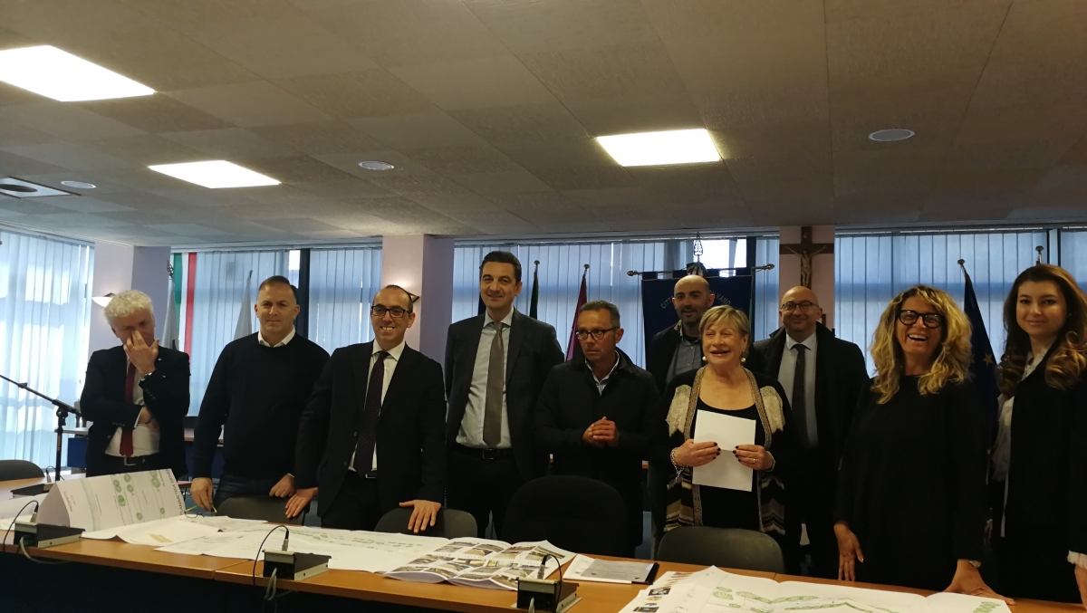 presentazione-lavori-pubblici_6marzo.jpg