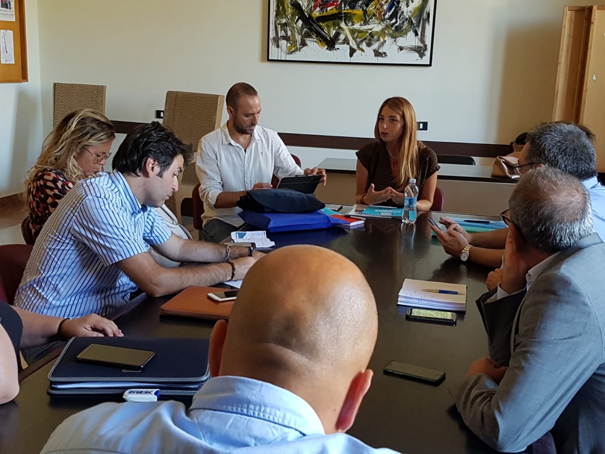 riunione-commissione.jpg