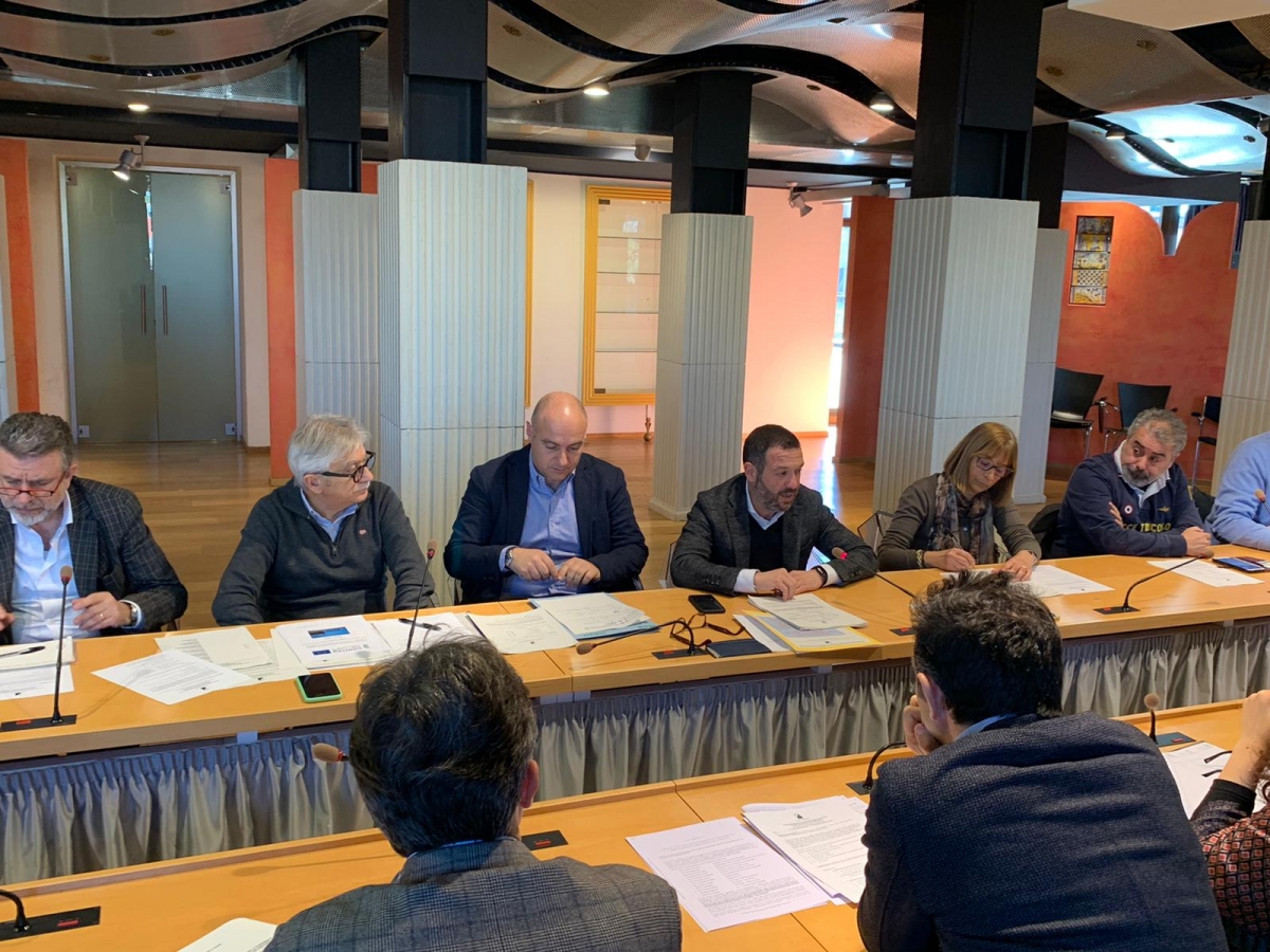 Foto-riunione1.jpeg
