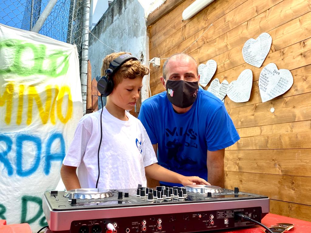 scuola-per-piccoli-dj-2.jpg