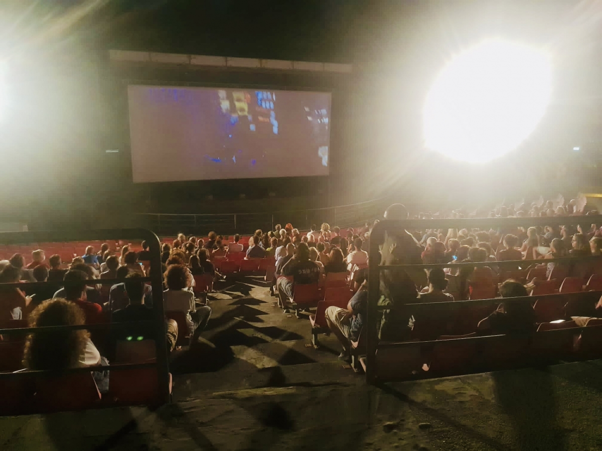 ArenaCinema2.jpg
